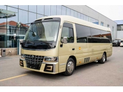 17座中巴车租车费用详解：北京首汽租车